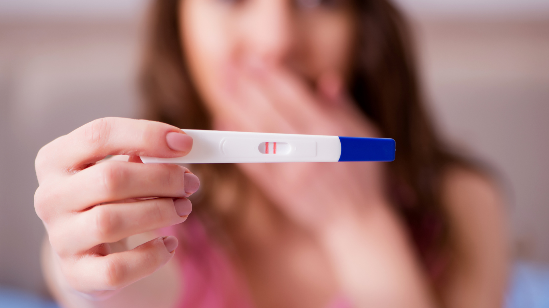 6 SINTOMAS de gravidez que surgem antes do atraso menstrual